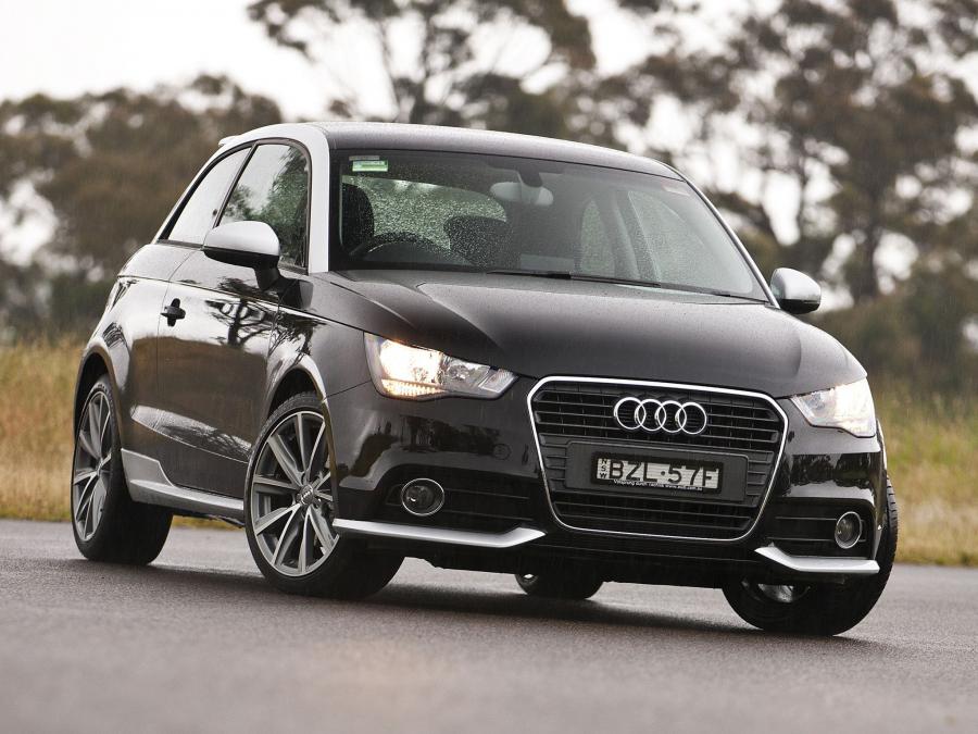  Audi A1 TFSI Competition Kit 2012 года  (фото 1 из 3)